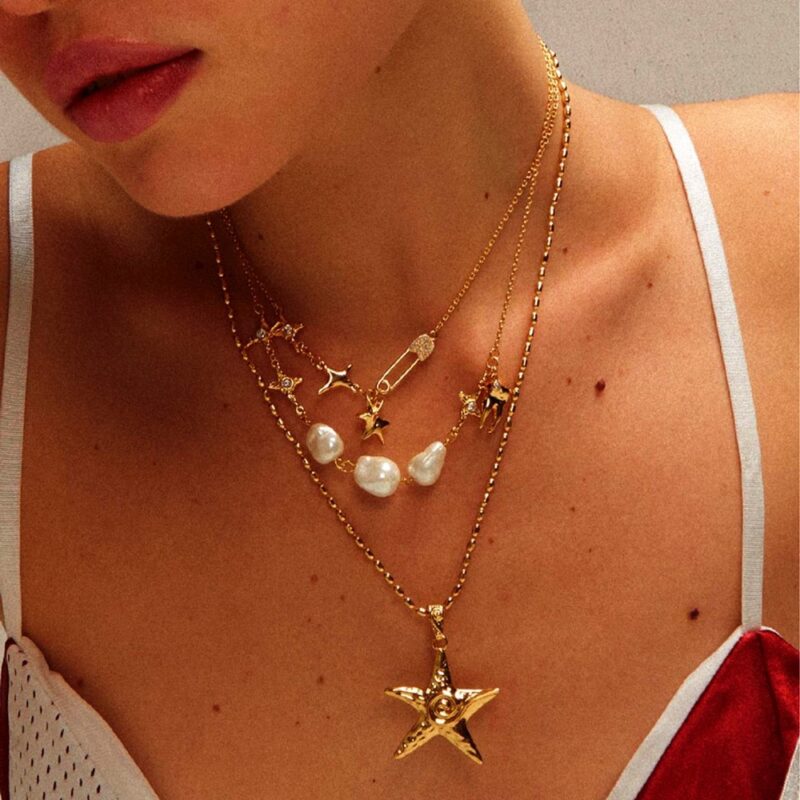 Starfish Necklace in gold Ocean Series Romantic Jewelry