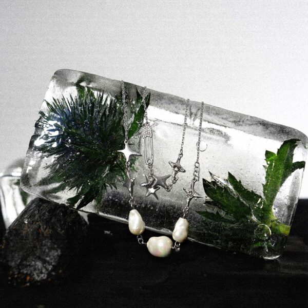 The Mellow Necklace in Silver Double layered irregular paperclip pearl shimmer zircon chain