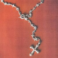 Clara Photo Locket Necklace in Gold